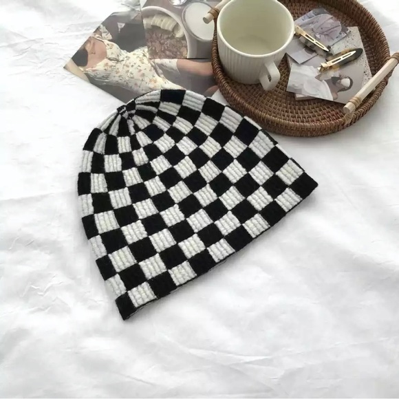 Knit Checkered Beanie - Picture 2 of 4